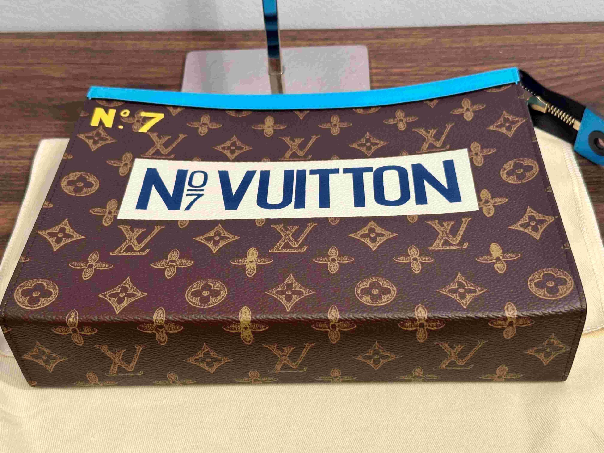 LOUIS VUITTON Sondermodell Poch Voyage No. 7 M81204 – Bild 9