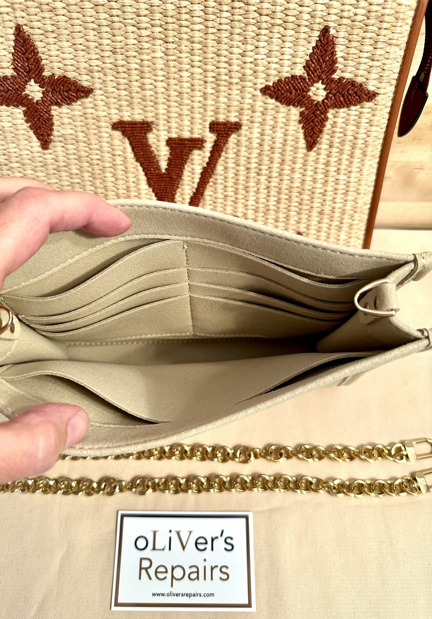 LOUIS VUITTON Pouch Toilet 26 M.Raffia, M80351, Chip, gesticktes Monogram – Bild 8