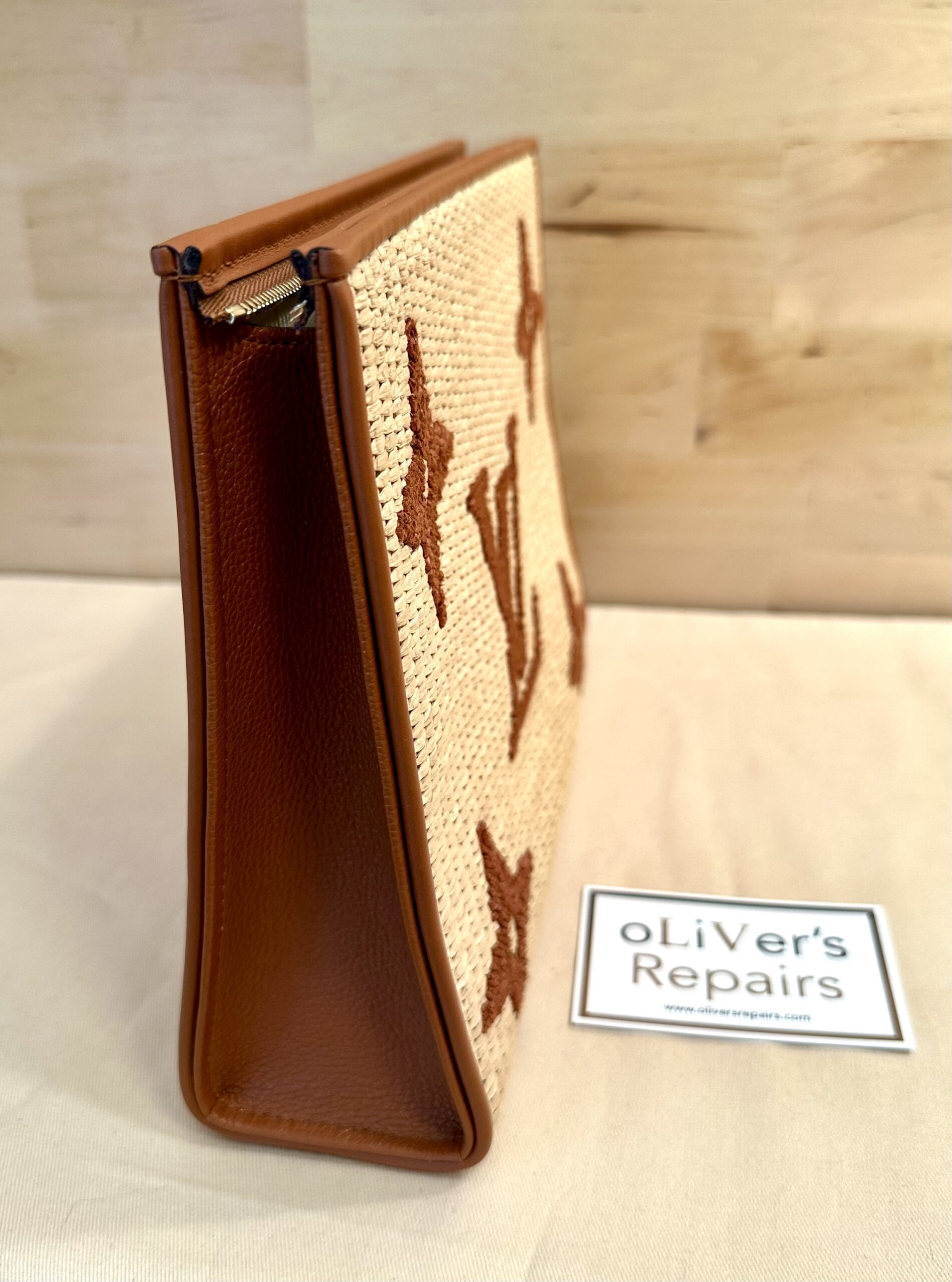 LOUIS VUITTON Pouch Toilet 26 M.Raffia, M80351, Chip, gesticktes Monogram – Bild 4