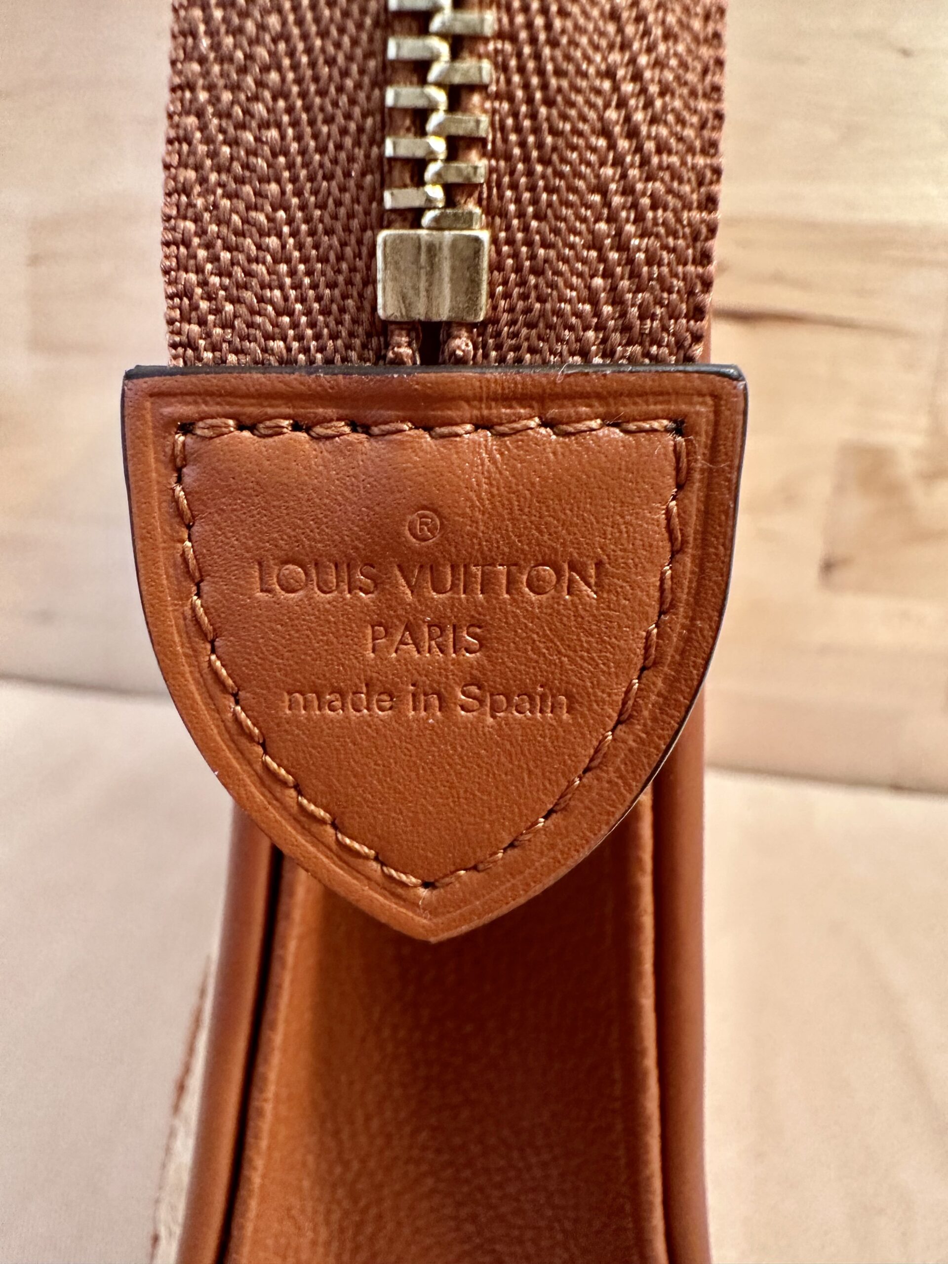 LOUIS VUITTON Pouch Toilet 26 M.Raffia, M80351, Chip, gesticktes Monogram – Bild 5