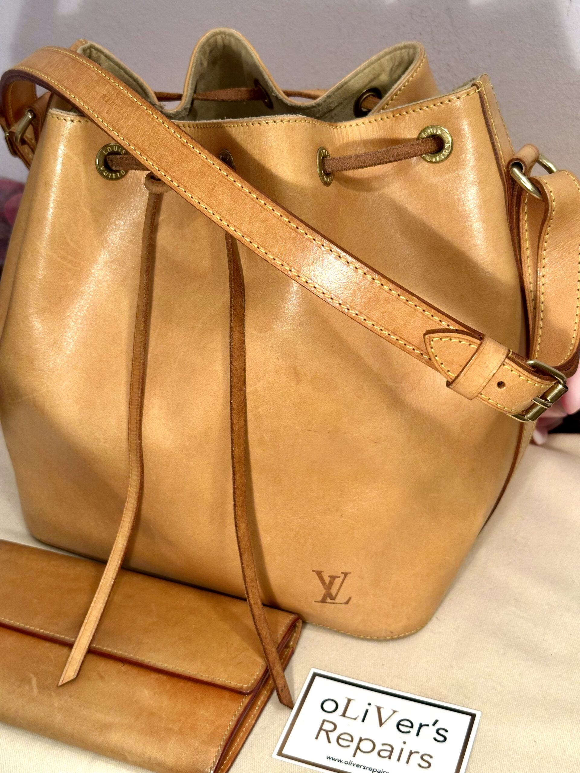 LOUIS VUITTON Noe Petit Nomad, M85003, Datacode AR0032, RARITÄT inkl. Bag-Charm neu – Bild 4