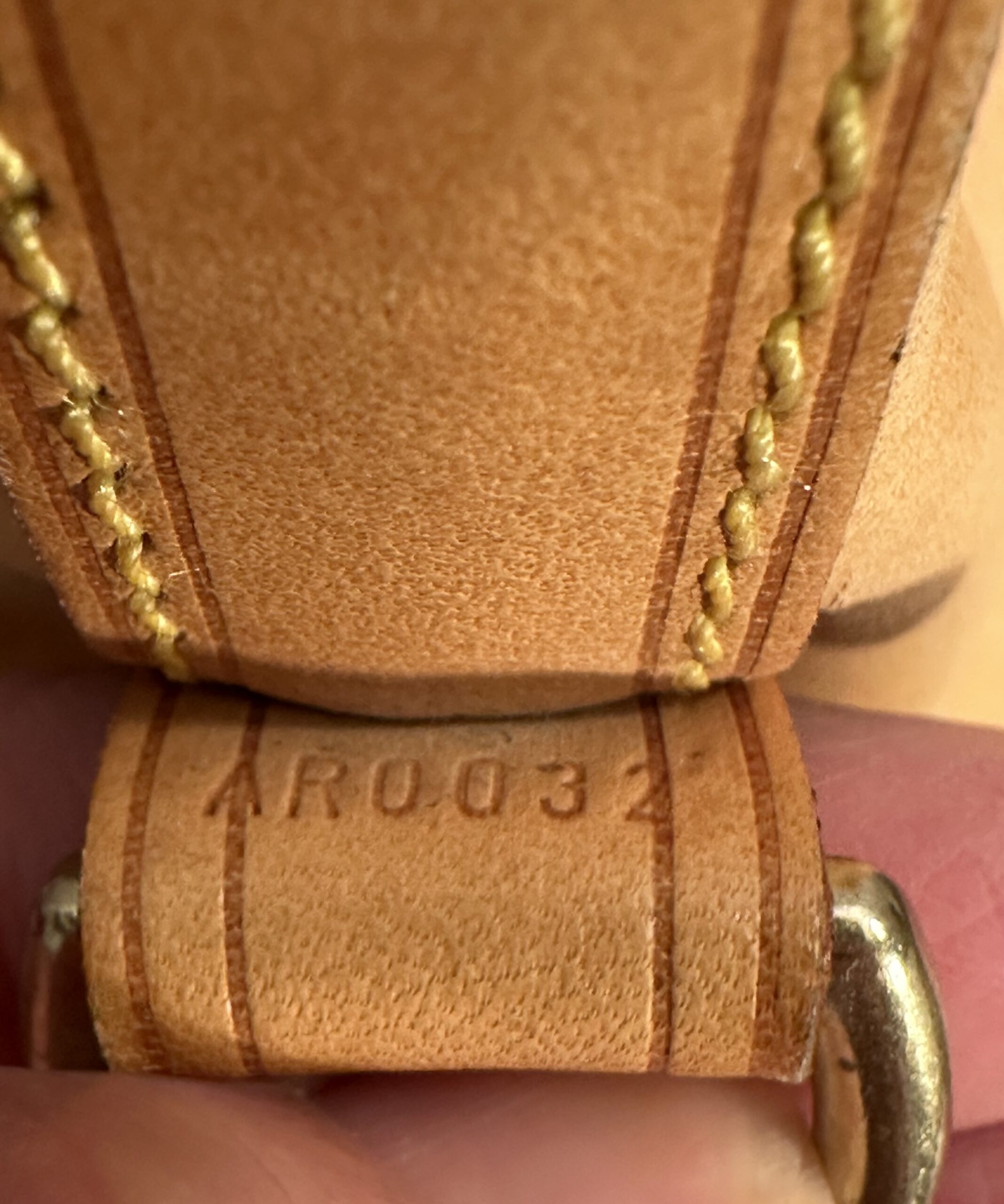 LOUIS VUITTON Noe Petit Nomad, M85003, Datacode AR0032, RARITÄT inkl. Bag-Charm neu – Bild 8