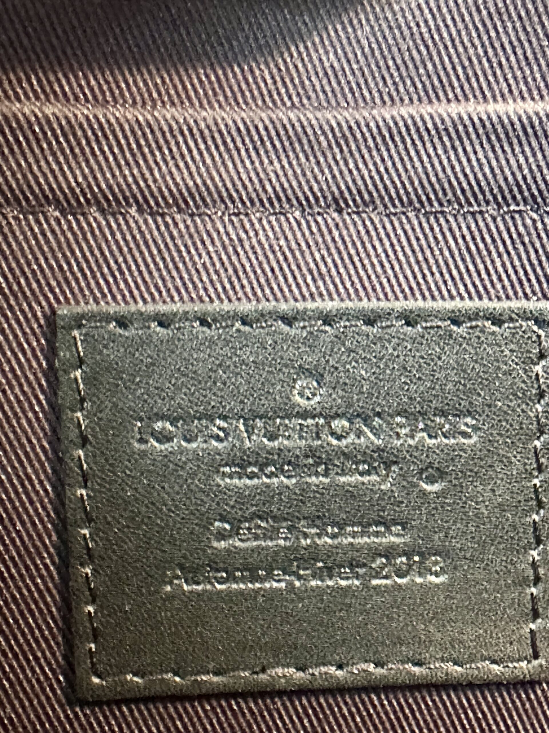 LOUIS VUITTON Pochette Cosmos GLAZE (Glasur) Sonderedition mit Sonderstempel innen – Bild 13