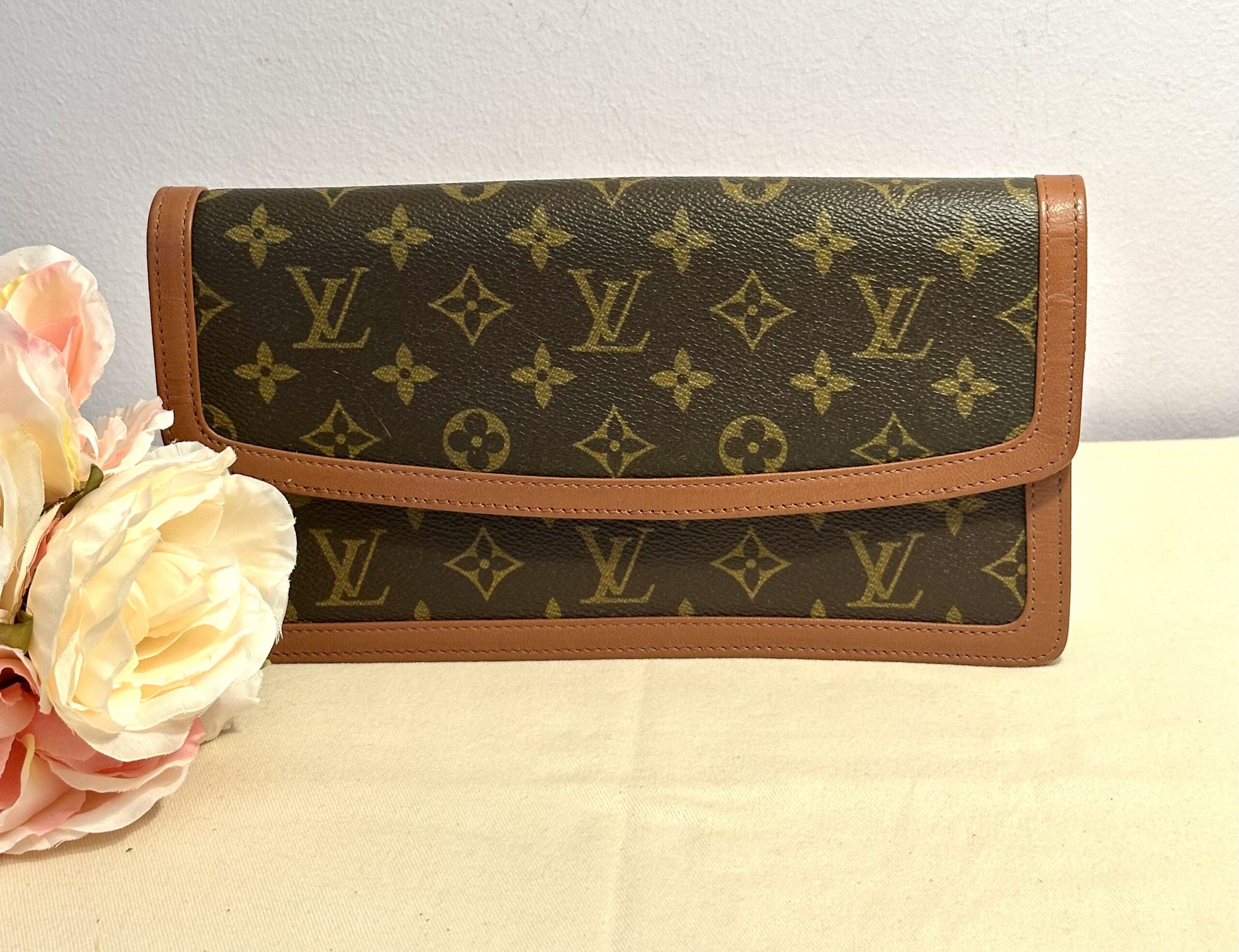 LOUIS VUITTON Pochette Dame M51810, Datacode 843