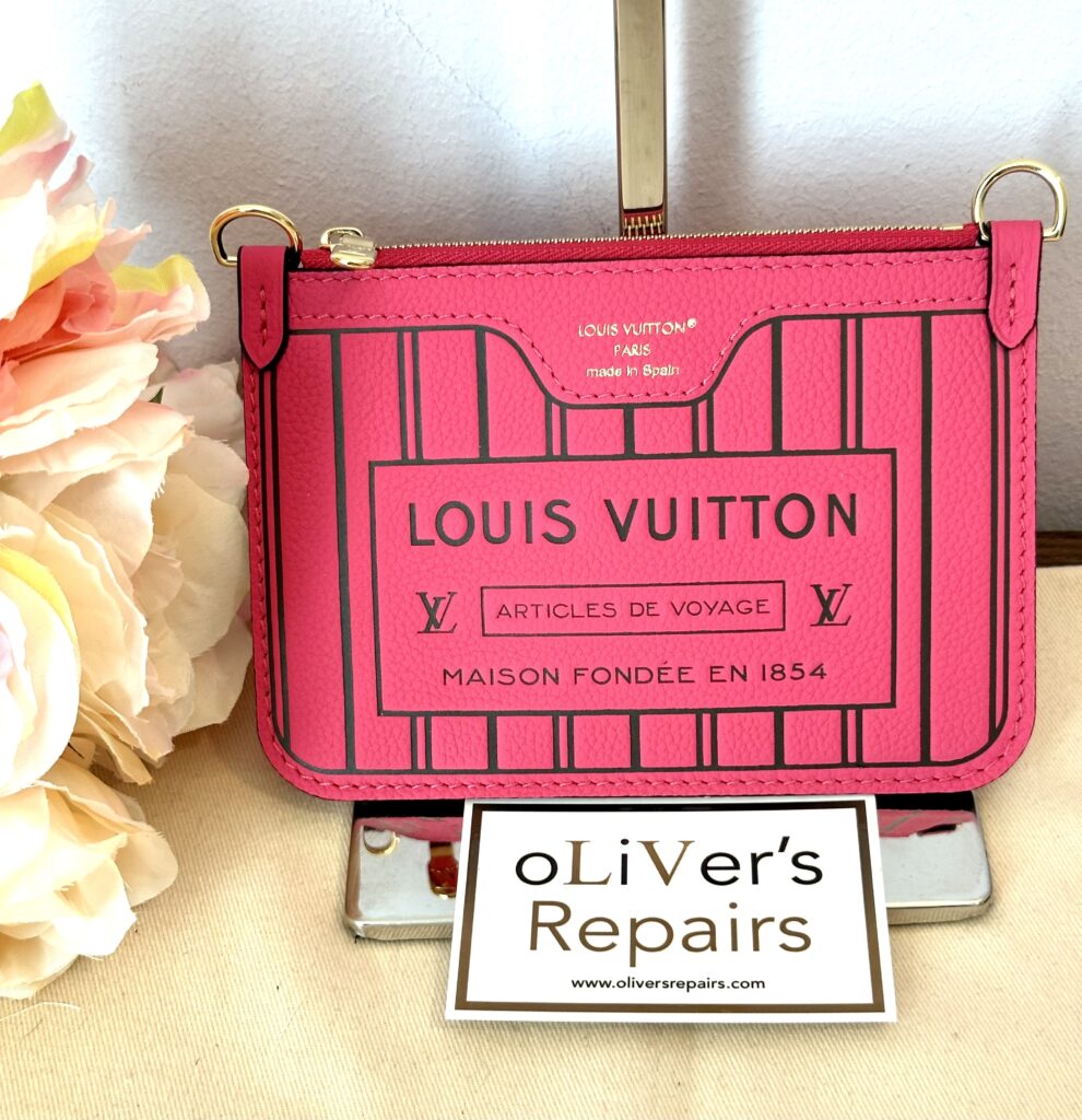 LOUIS VUITTON Pochette Inside out aus der  Neverfull BB fuchsia unbenutzt