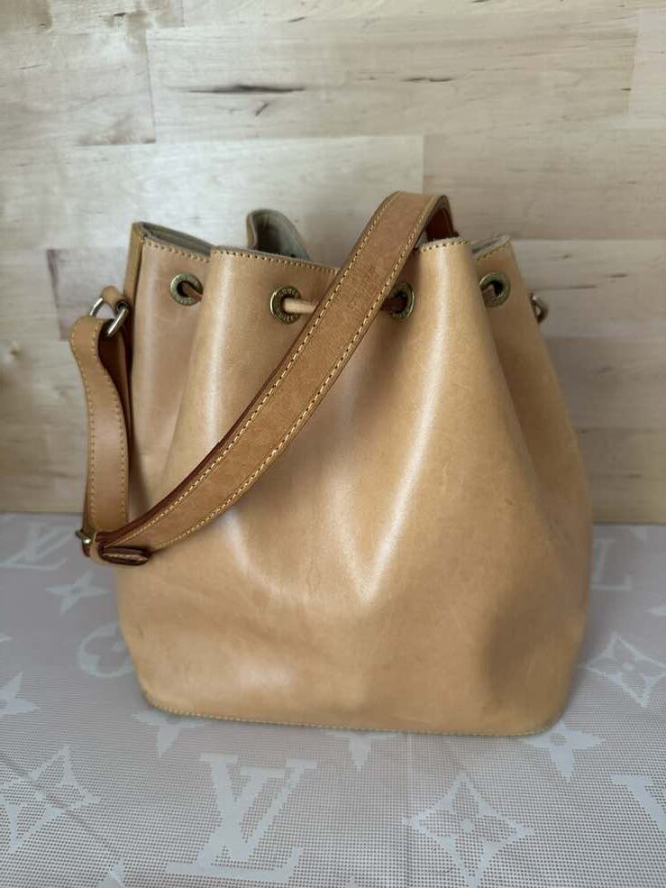 LOUIS VUITTON RARITÄT Noe Petit VVN, M85003, Datacode AR0032, inkl. neuem LV-Bag-Charm – Bild 4