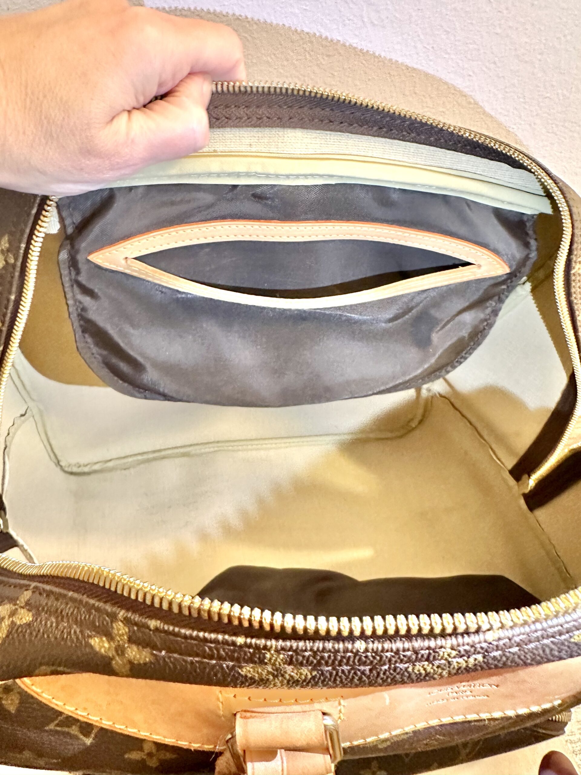 LOUIS VUITTON Reise-/Sporttasche Evasion M41443, Datacode VI0062 – Bild 18