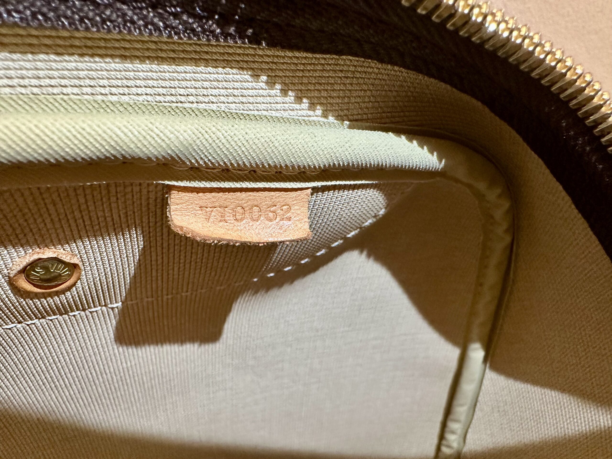 LOUIS VUITTON Reise-/Sporttasche Evasion M41443, Datacode VI0062 – Bild 19