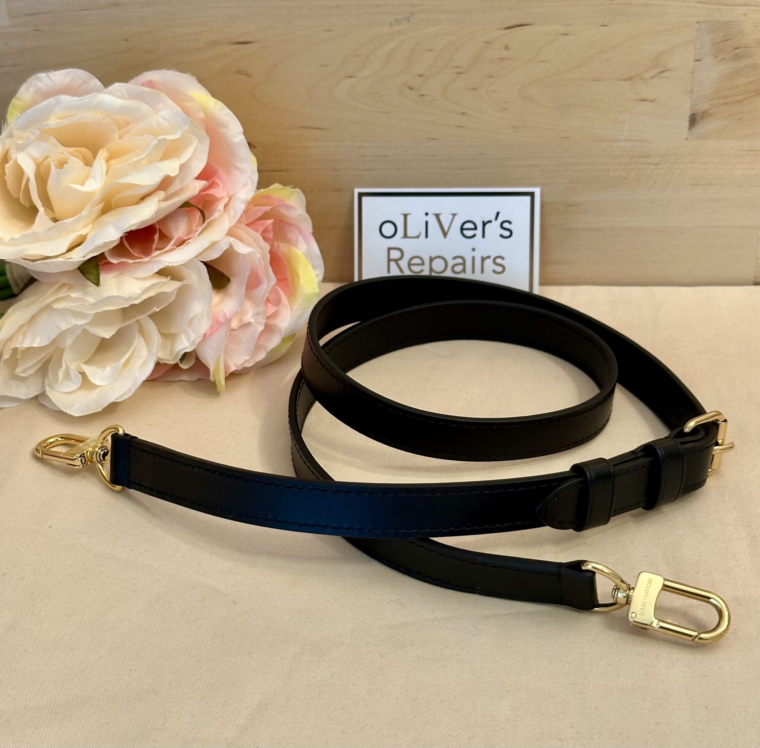 LOUIS VUITTON Riemen Gurt, Leder, schwarz, verstellbar
