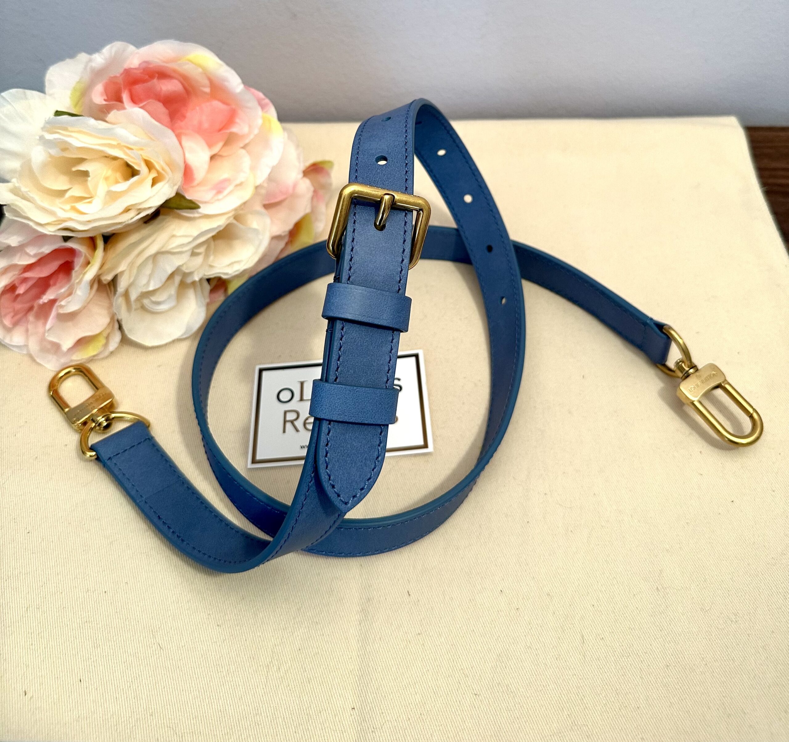 LOUIS VUITTON Schulterriemen, Leder im Blauton – Bild 4