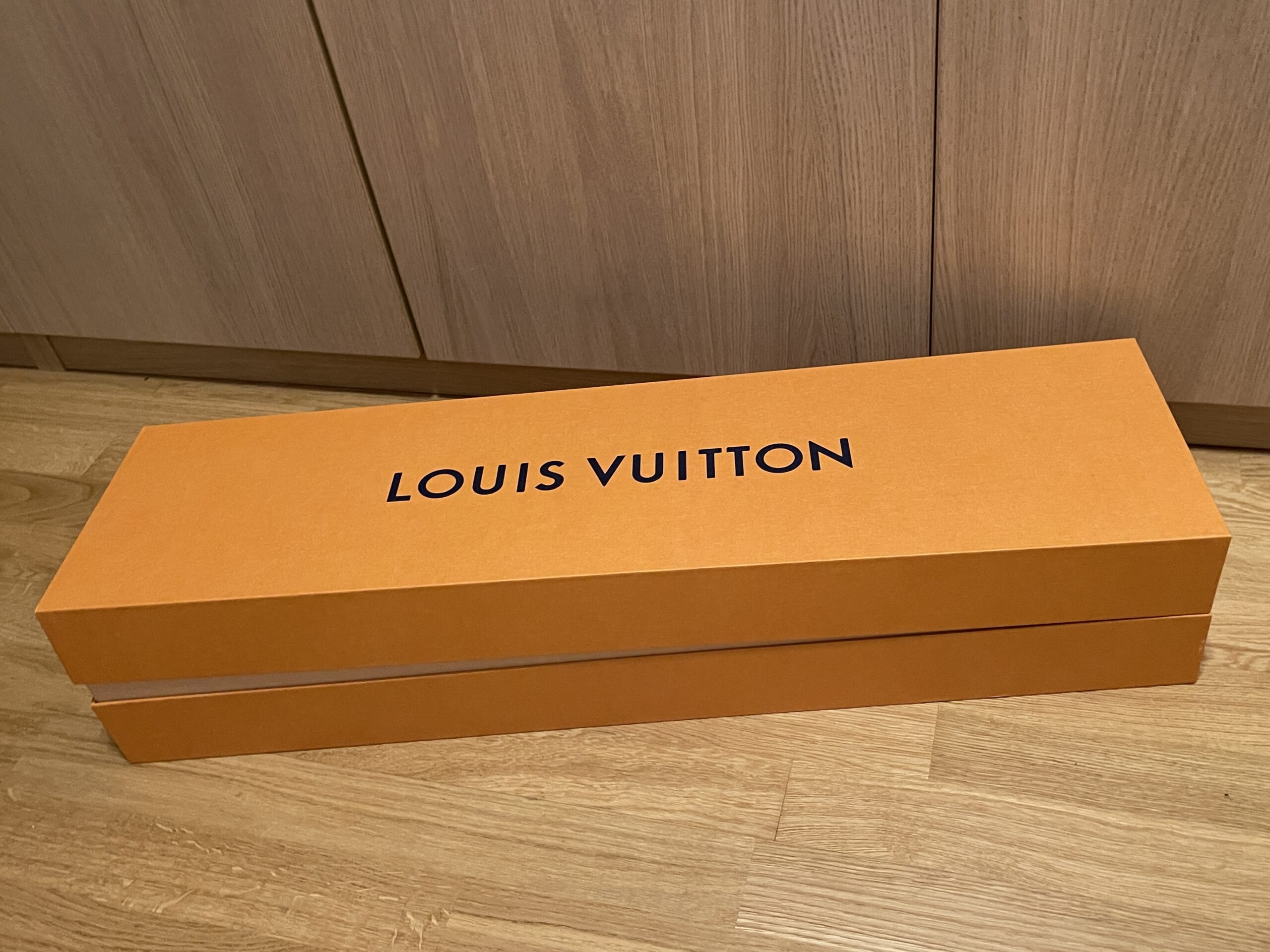 LOUIS VUITTON Skateboard GI0637, Sonder-Edition: Das Monogram in Holz gebrannt! – Bild 21