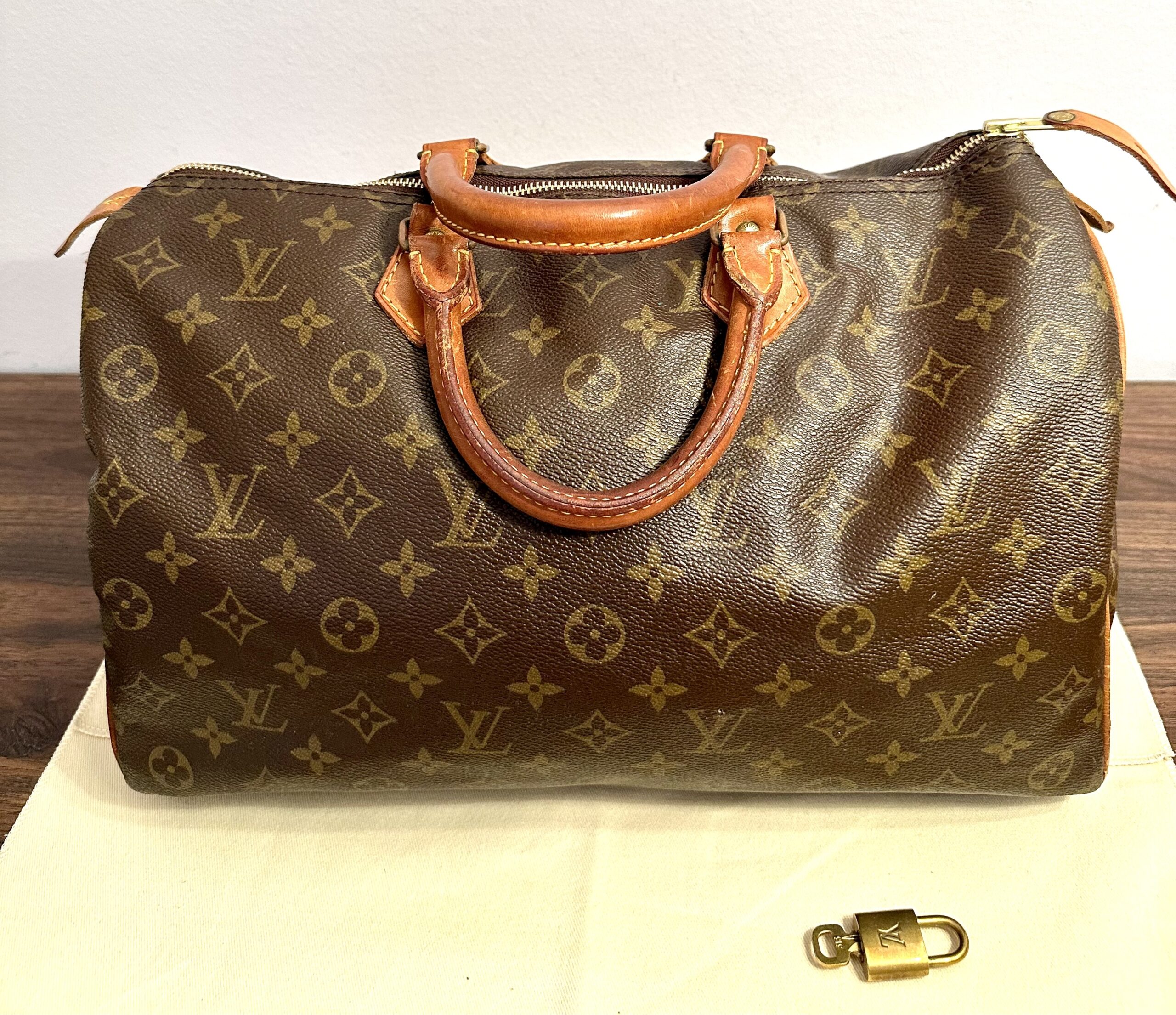 LOUIS VUITTON Speedy 35 monogram, M41524, Datacode 823 – Bild 3