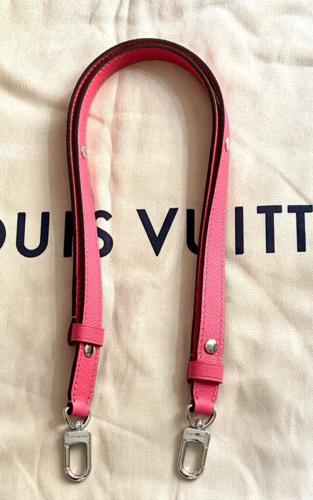 LOUIS VUITTON Taschenriemen NeoNoe in fuchsia verstellbar