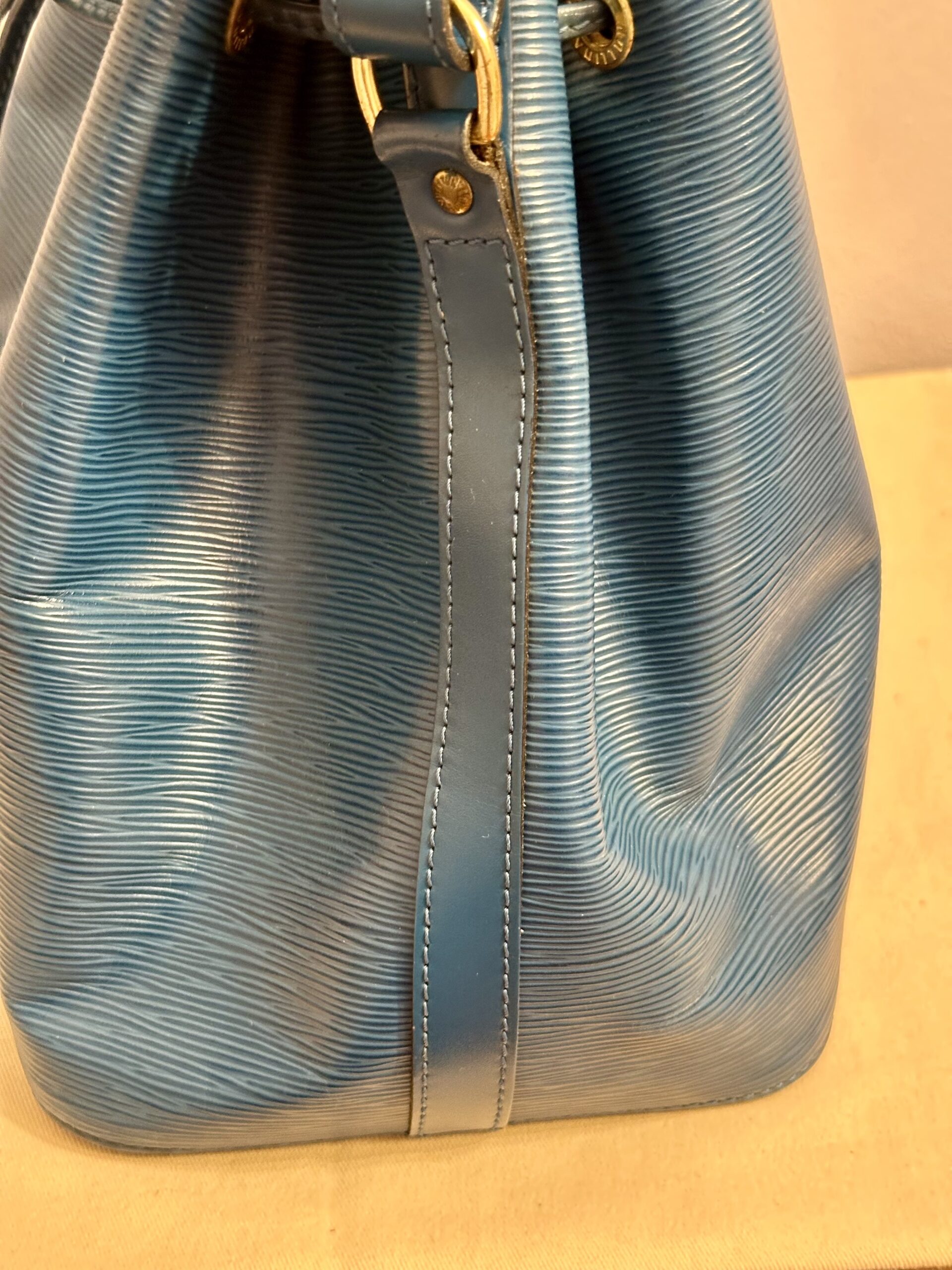 LOUIS VUITTON Noe Petit Epi, blue, M44105, AR0964 – Bild 4