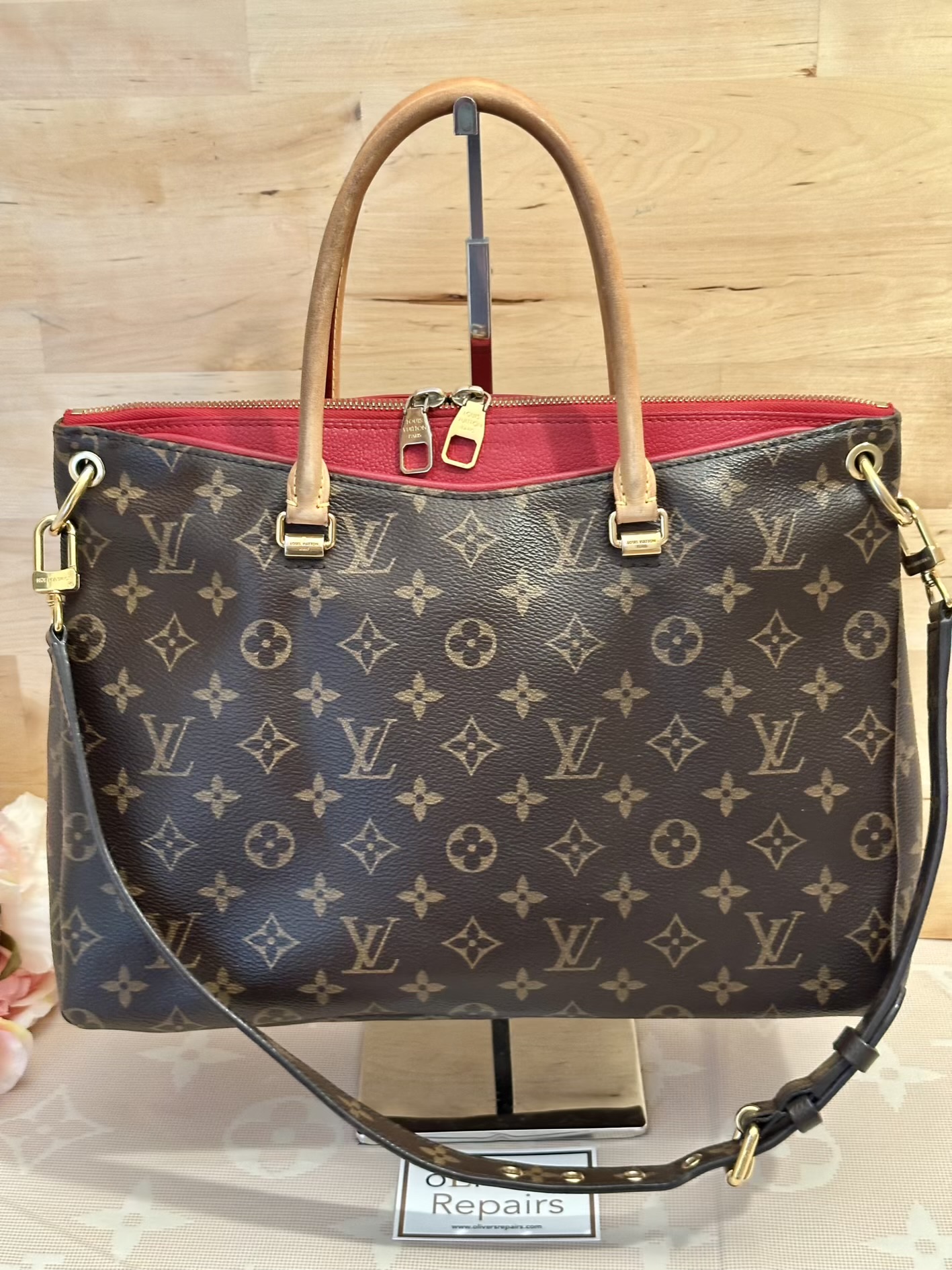 LOUIS VUITTON Pallas MM, M41175, SN2154 inkl. verstellbarem Riemen – Bild 2