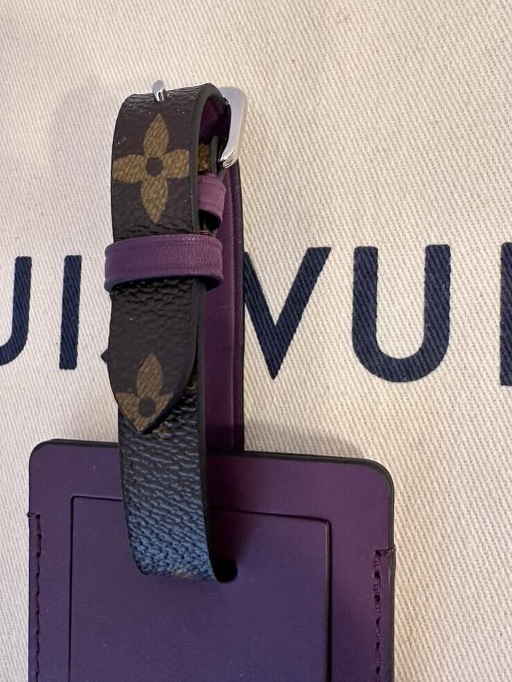 LOUIS VUITTON VIP Kofferanhänger, Tag monogram, lila – Bild 2