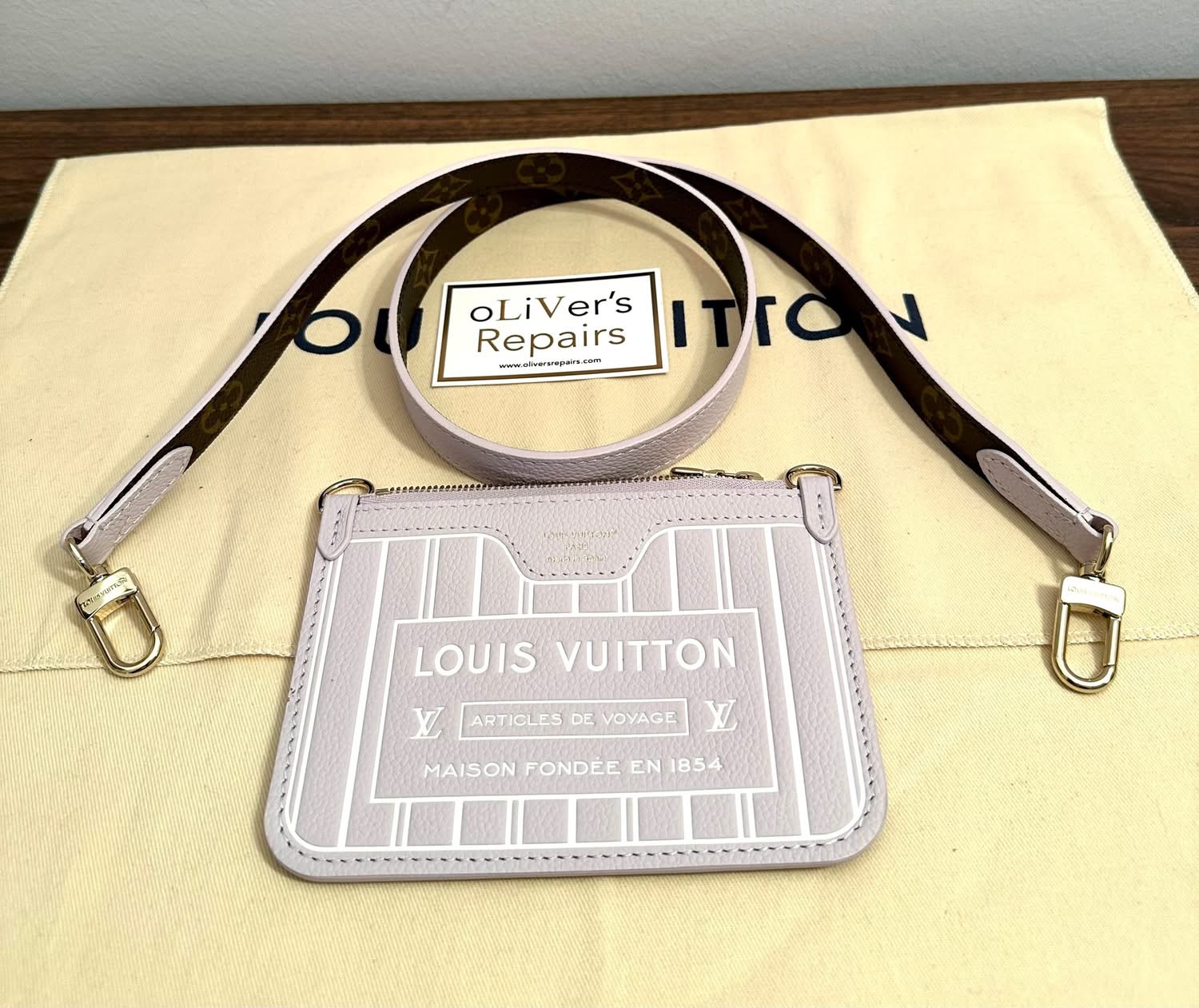 LOUIS VUITTON Pochette Inside Out Lila Monogram – Bild 6